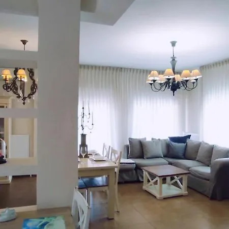 Persefoni 's Hause 1 *