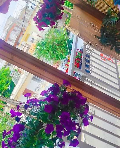 Persefoni 's Hause 1 *