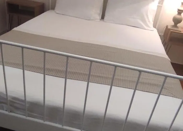 Persefoni 's Hause 1 公寓 *