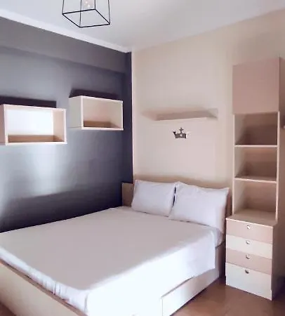 Persefoni 's Hause 1 Nea Kallikrateia