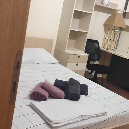 Persefoni 's Hause 1 Nea Kallikrateia