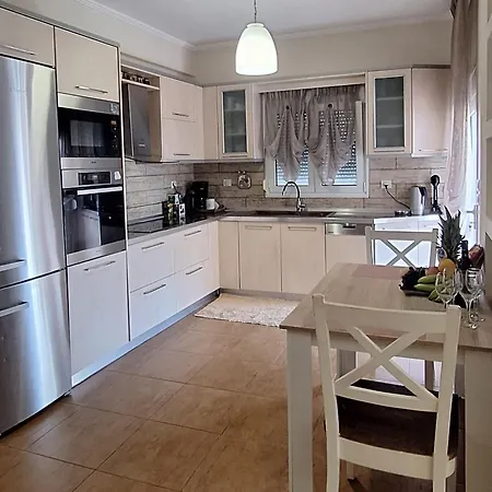 Apartament Persefoni 's Hause 1